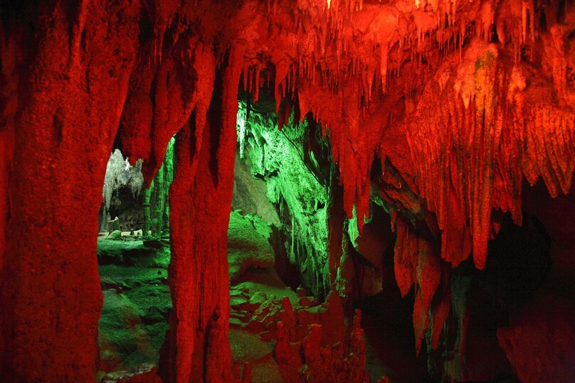 レーカオコップ洞窟 (タム・レーカオコップ)